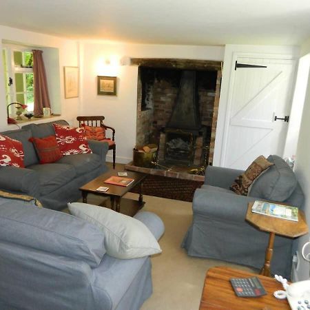 River Cottage A Country Retreat In Wooded Gardens East Stoke  Экстерьер фото