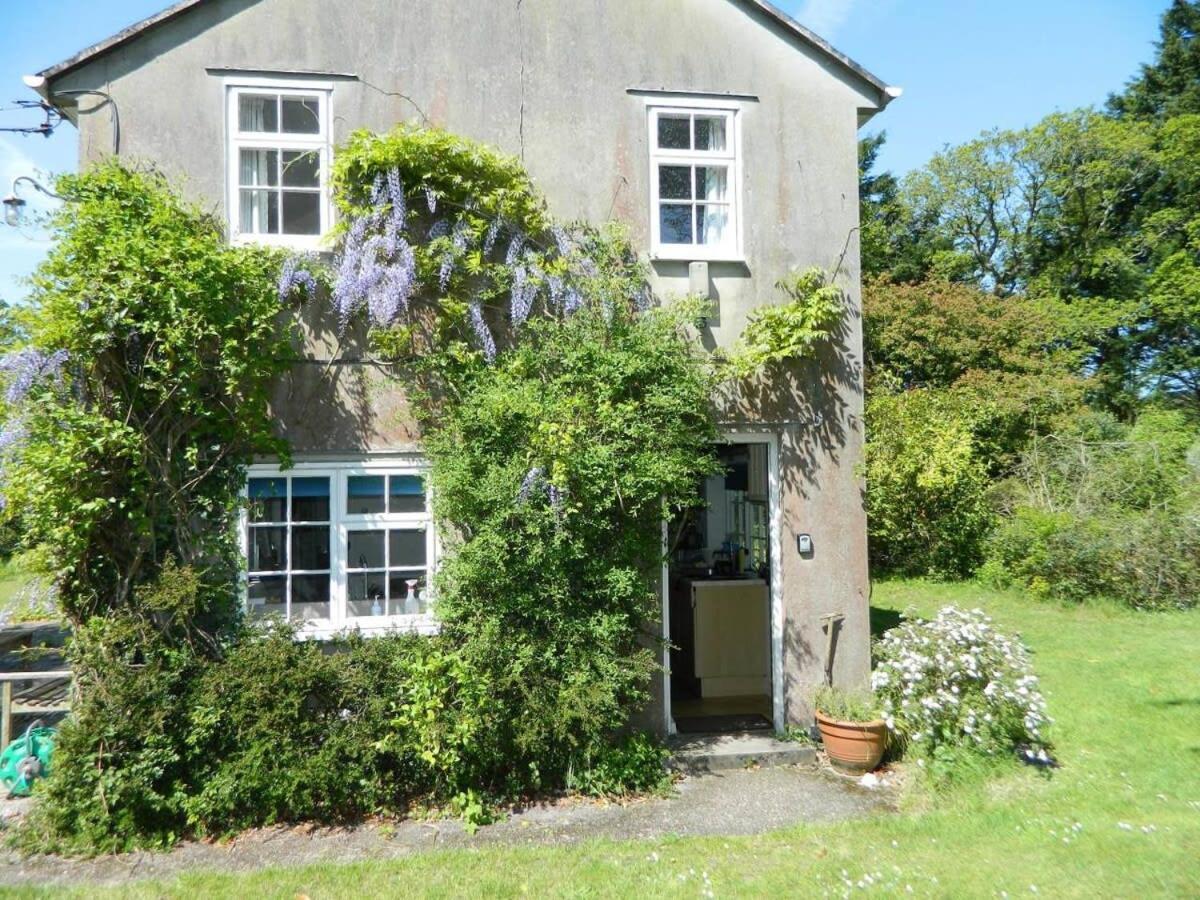 River Cottage A Country Retreat In Wooded Gardens East Stoke  Экстерьер фото