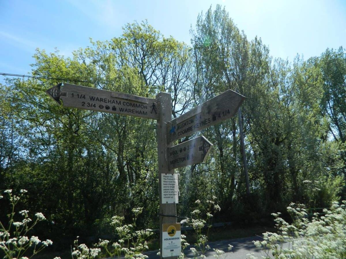 River Cottage A Country Retreat In Wooded Gardens East Stoke  Экстерьер фото